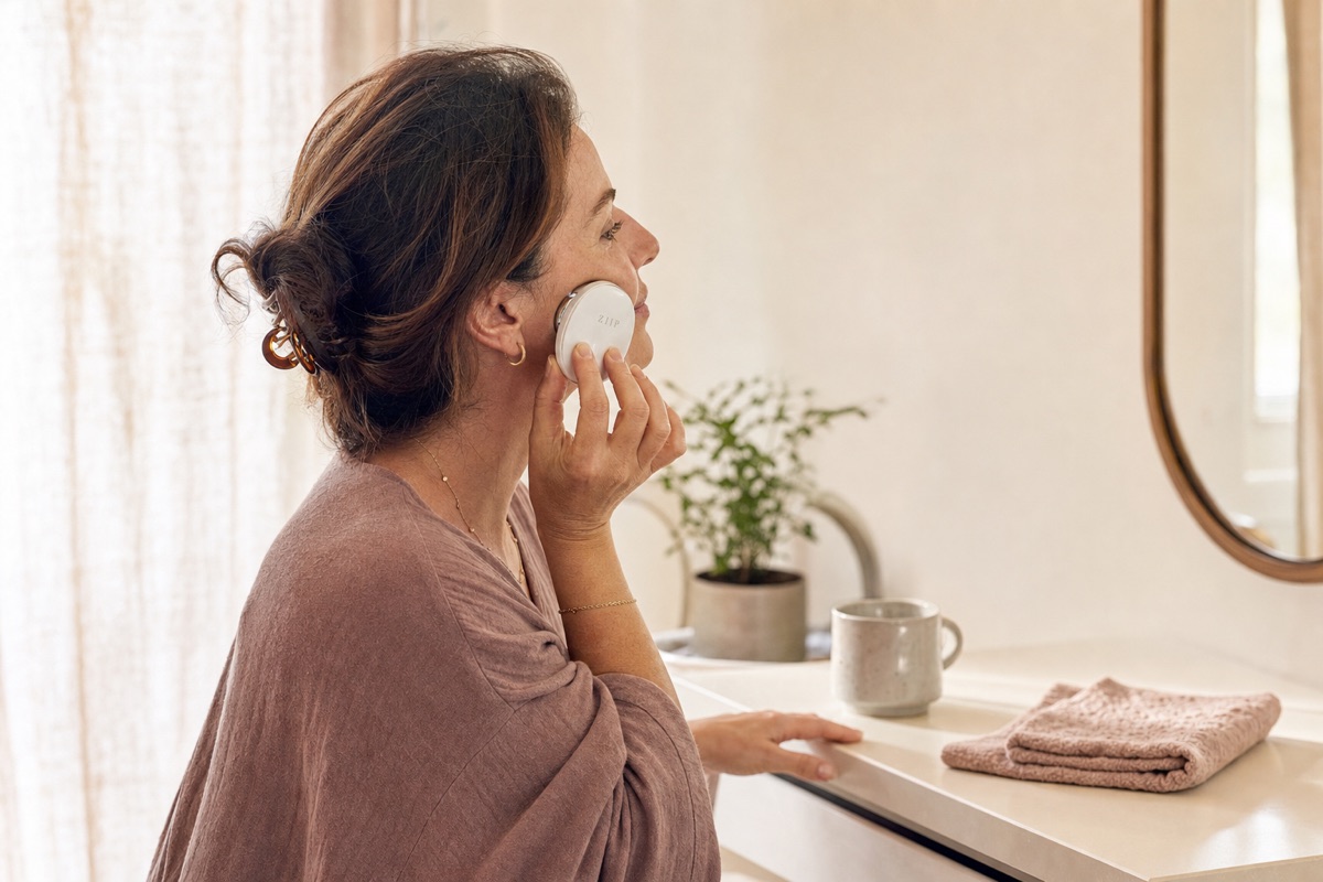 Best Galvanic and High-Frequency Skincare Wands for At-Home Use in 2026