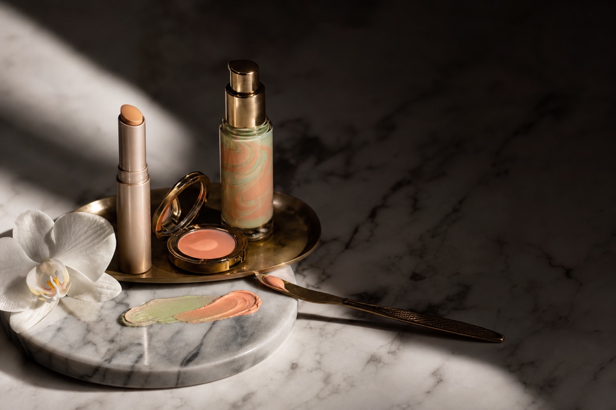 Best Luxury Color Correctors for Under-Eyes and Dark Spots in 2026