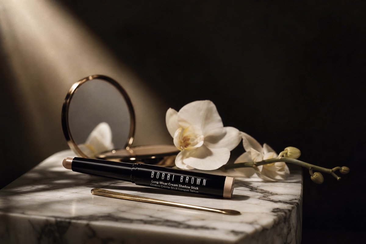 Best Luxury Eyeshadow for 2026: 10 Fine-Line Aware Picks